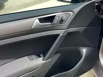 Volkswagen Golf Gen-Vii-2012-2020