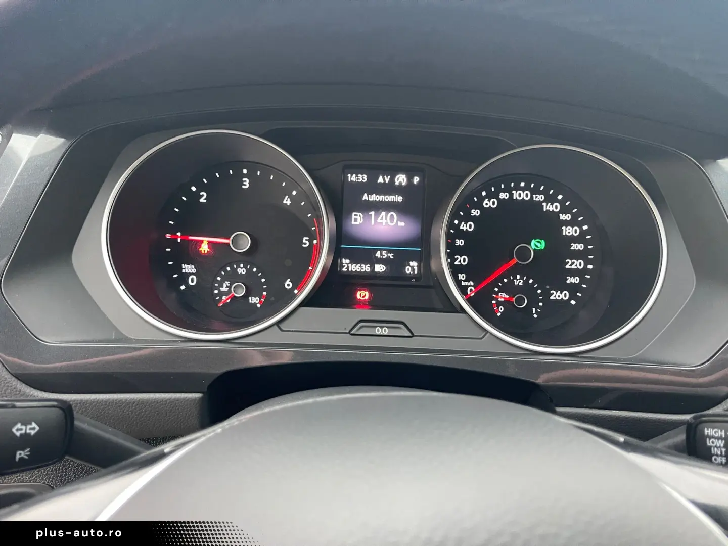 Volkswagen Tiguan Gen-Ii-2016