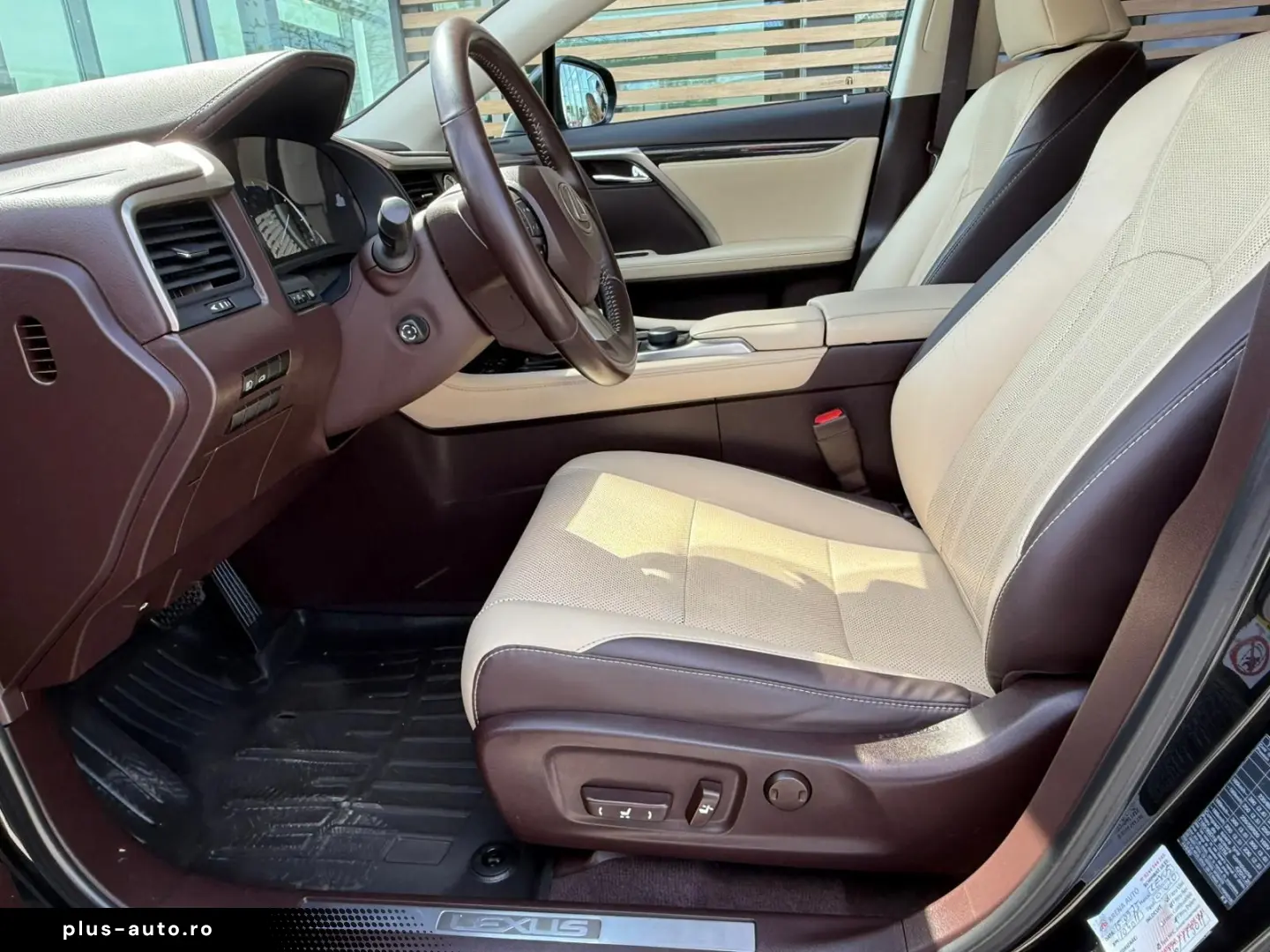 Lexus Seria-Rx Gen-Iv-2015