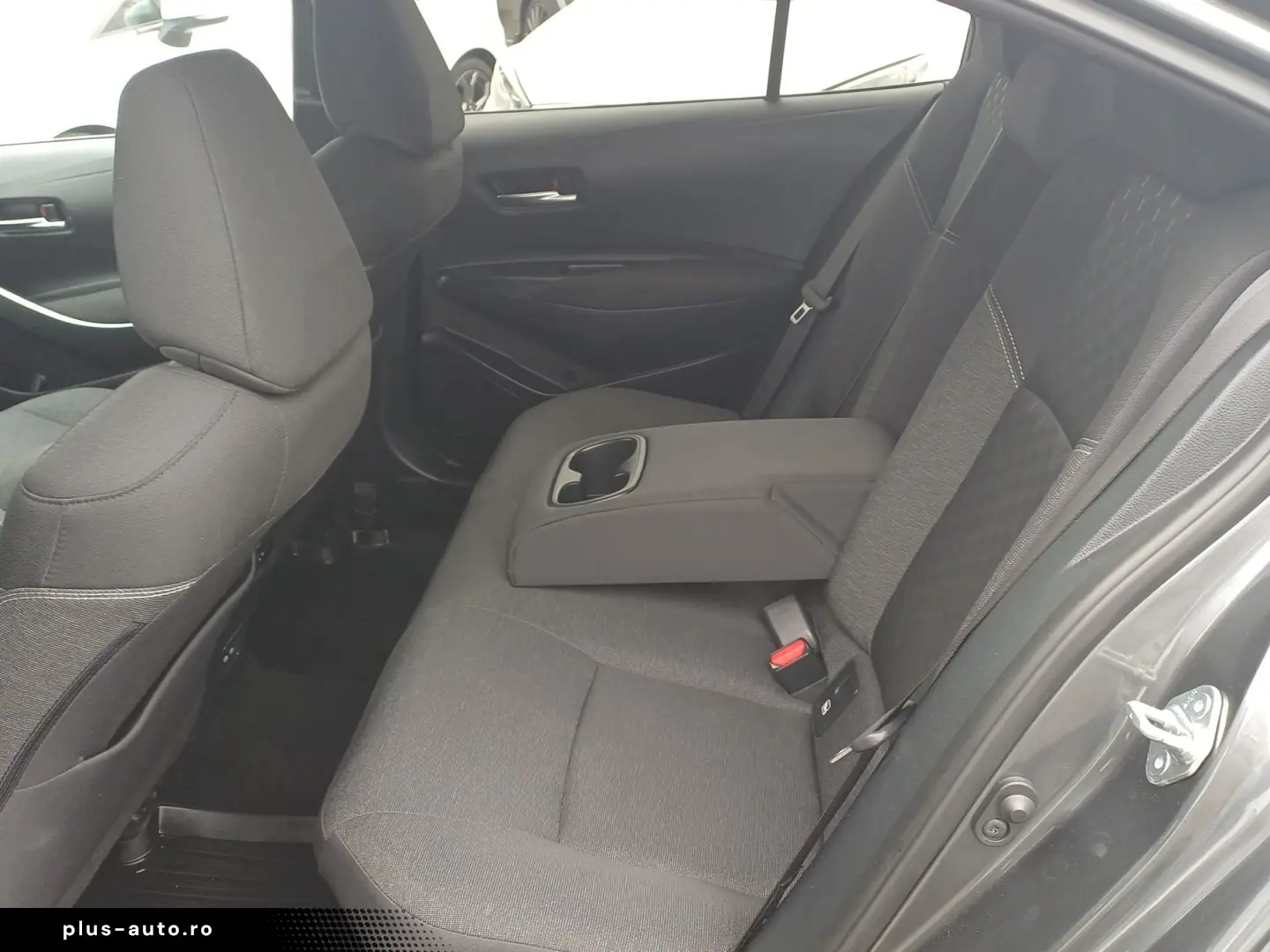 TOYOTA COROLLA 1.8 Hybrid Dynamic 140 CP E-CVT