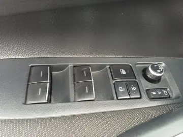 TOYOTA COROLLA 1.8 Hybrid Dynamic 140 CP E-CVT