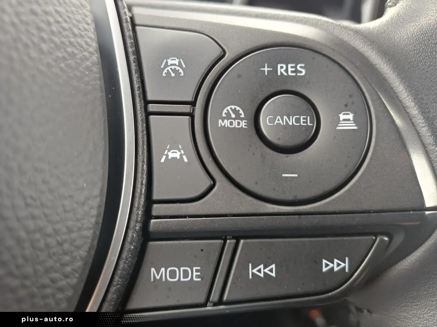 TOYOTA COROLLA 1.8 Hybrid Dynamic 140 CP E-CVT