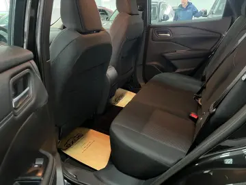 Nissan Qashqai 1.3 MHEV 158 Business Xtronic Posibilitate fi