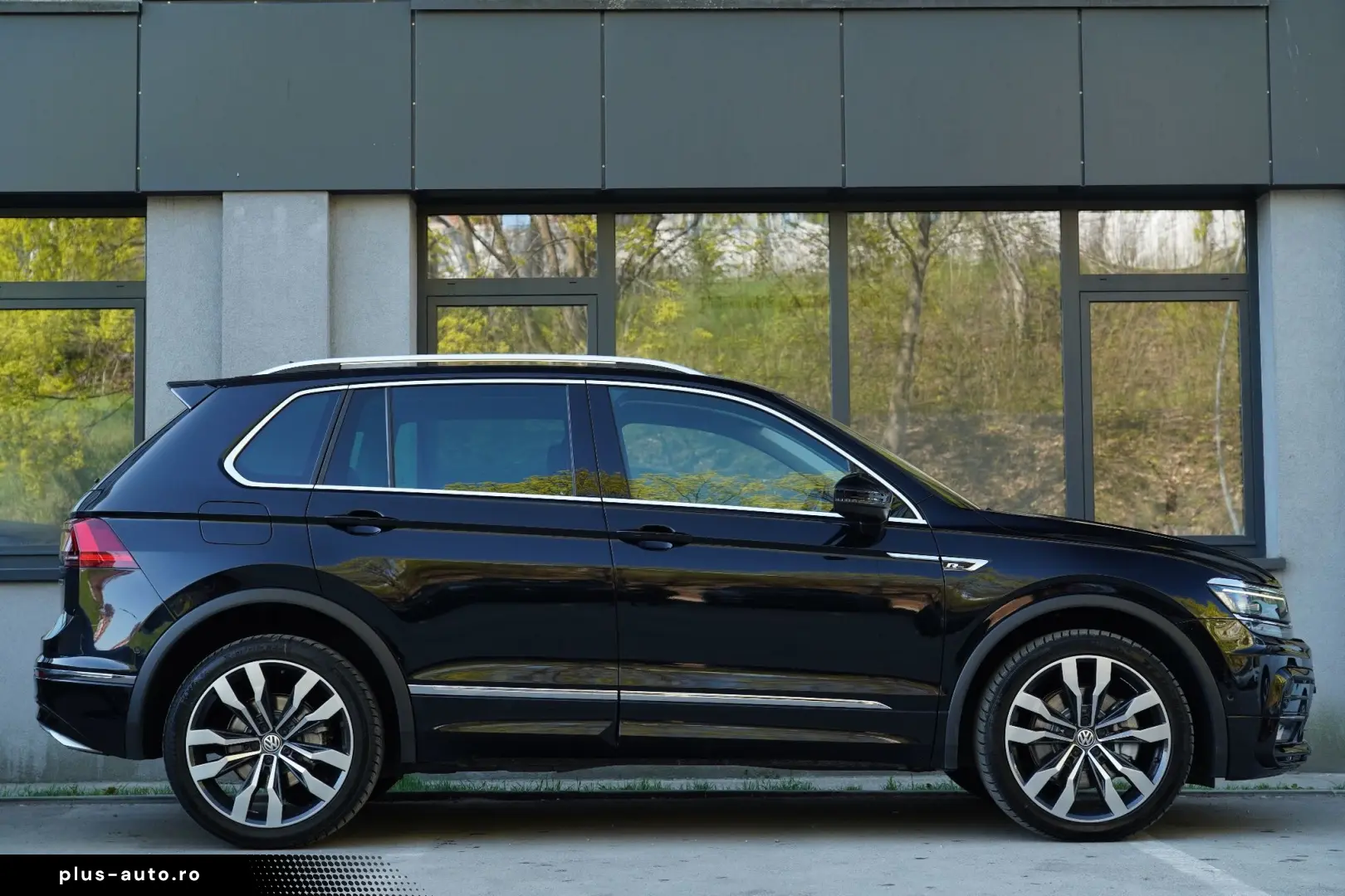 Volkswagen Tiguan Gen-Ii-2016