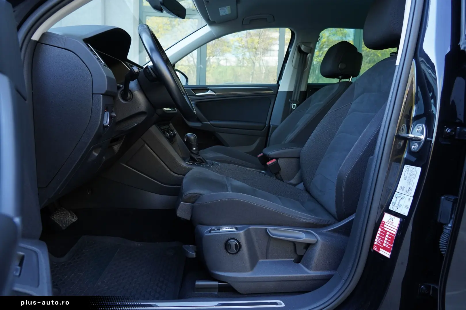 Volkswagen Tiguan Gen-Ii-2016