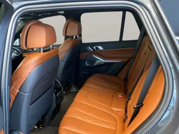 BMW X5 xDrive45e Bowers & Wilkins