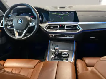 BMW X5 xDrive45e Bowers & Wilkins