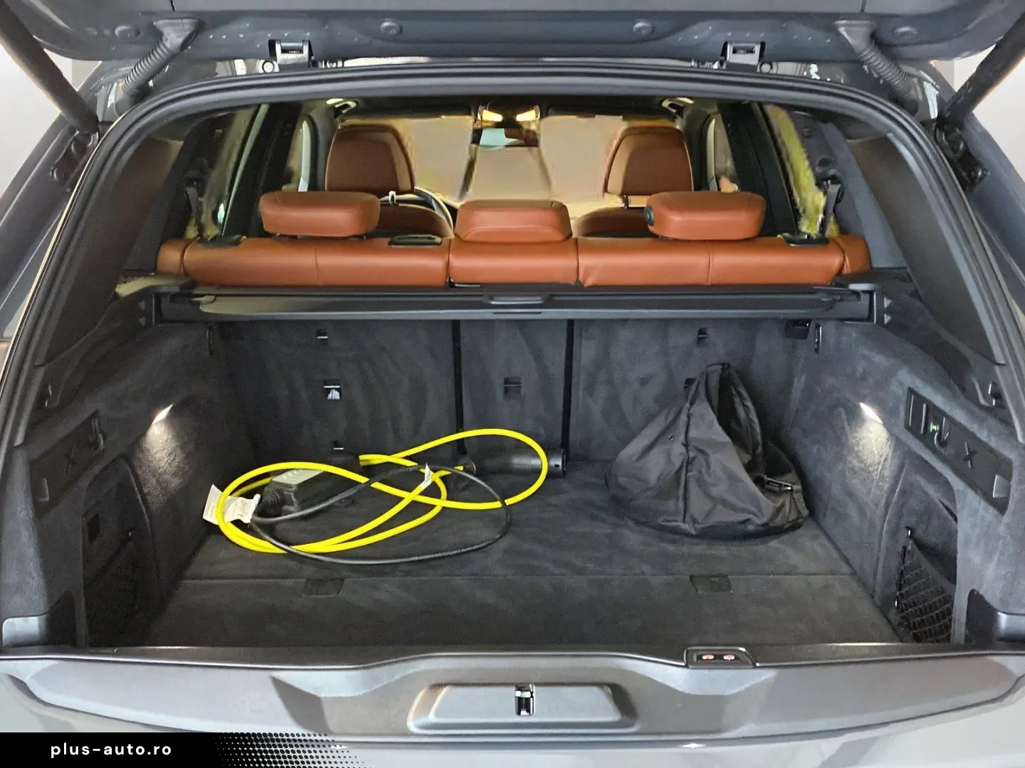 BMW X5 xDrive45e Bowers & Wilkins