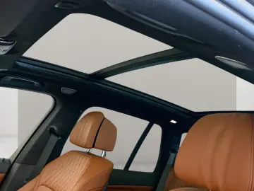 BMW X5 xDrive45e Bowers & Wilkins