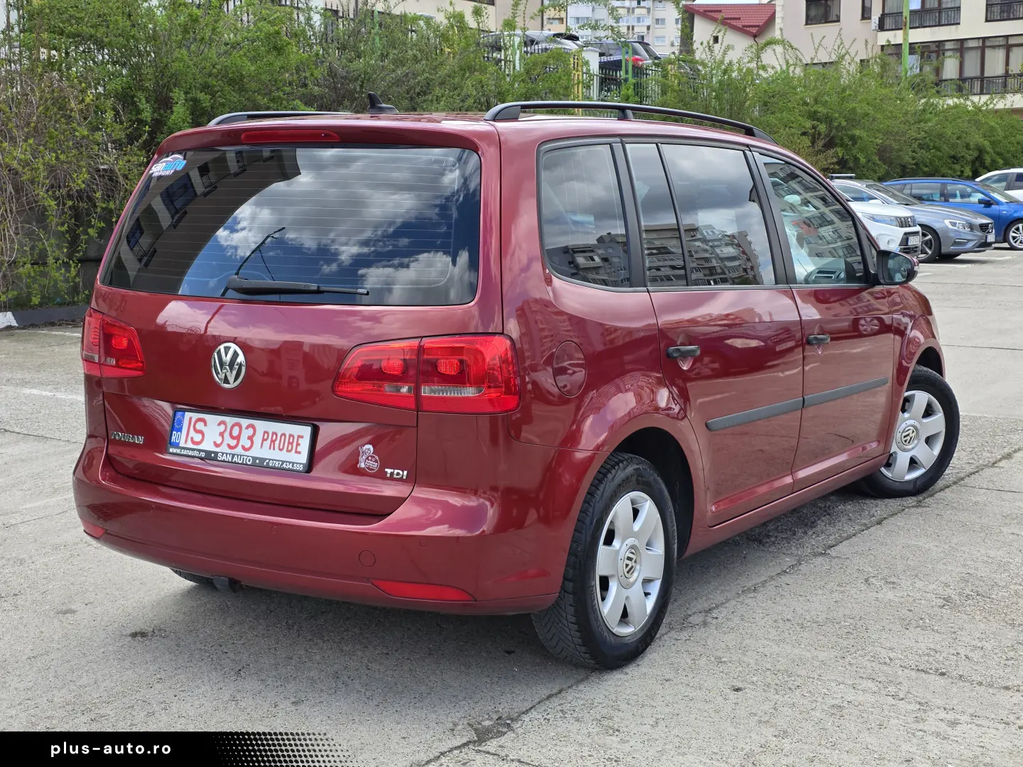 VW Touran 7 locuri 2012 1.6 TDI 105 CP euro 5