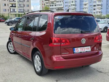 VW Touran 7 locuri 2012 1.6 TDI 105 CP euro 5