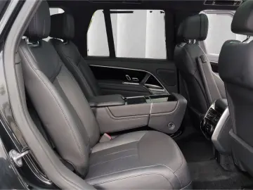 LAND ROVER Range Rover P530 Autobiography