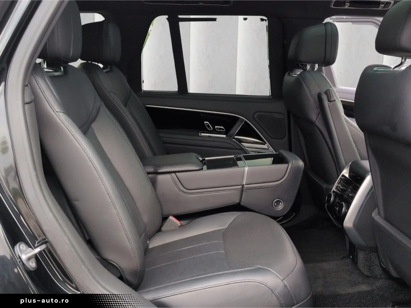 LAND ROVER Range Rover P530 Autobiography