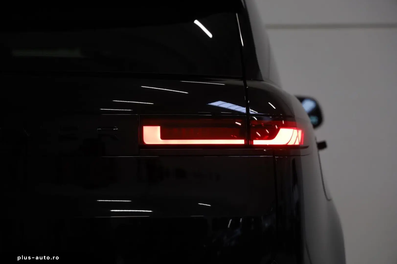 LAND ROVER Range Rover P510e First Edition  Achteras bestur