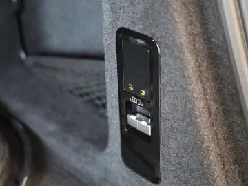 LAND ROVER Range Rover P510e First Edition  Achteras bestur