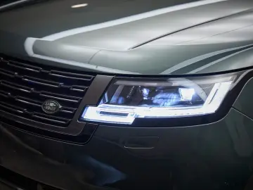 LAND ROVER Range Rover P440e Autobiography LWB