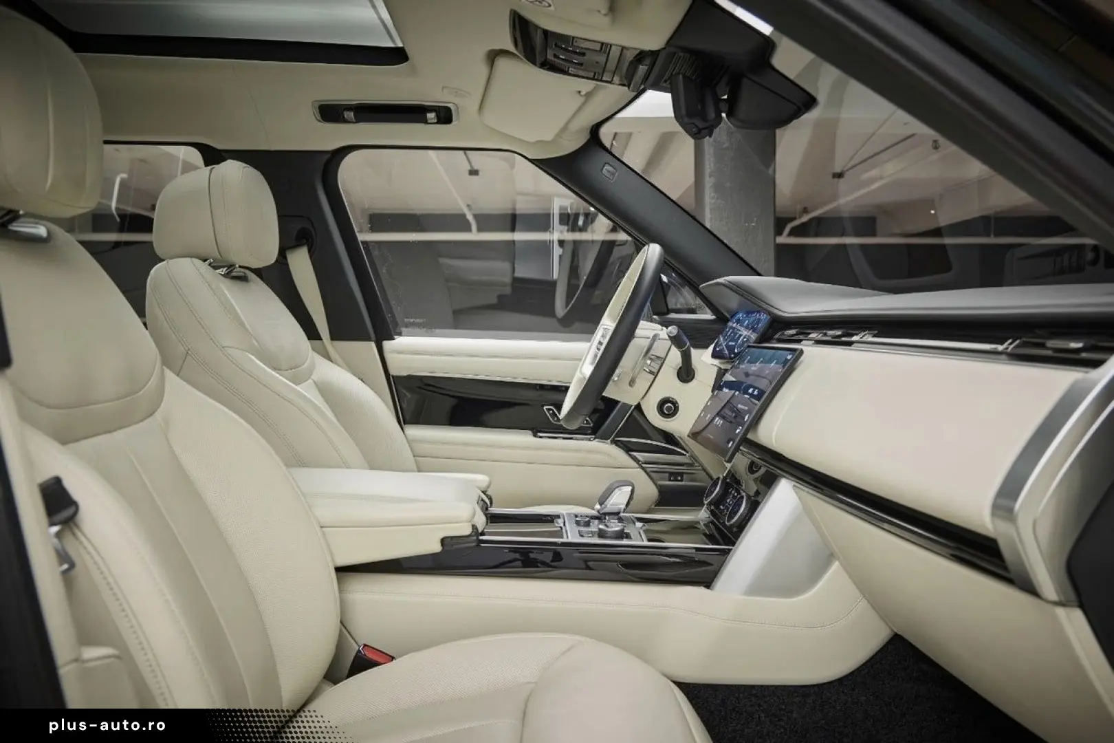 LAND ROVER Range Rover P440e Autobiography LWB