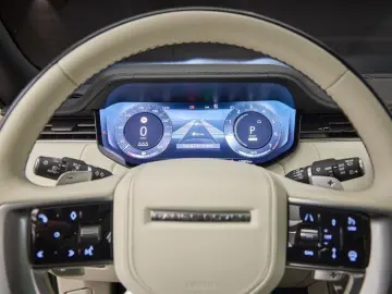 LAND ROVER Range Rover P440e Autobiography LWB