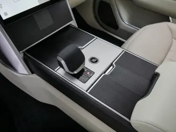 LAND ROVER Range Rover P460e Autobiography (SWB) Shadow Ext