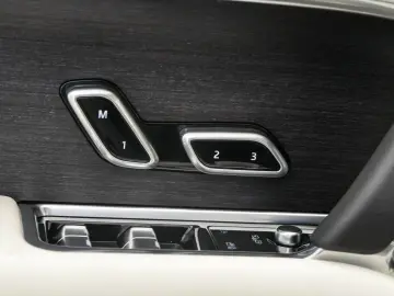 LAND ROVER Range Rover P460e Autobiography (SWB) Shadow Ext