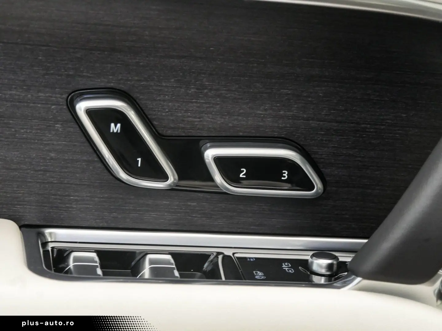 LAND ROVER Range Rover P460e Autobiography (SWB) Shadow Ext