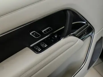 LAND ROVER Range Rover P460e Autobiography (SWB) Shadow Ext