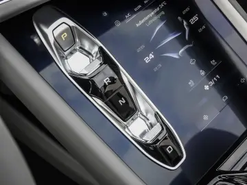 MG Cyberster XPOWER LED NAVI 360 GRAD KAMERA PDC