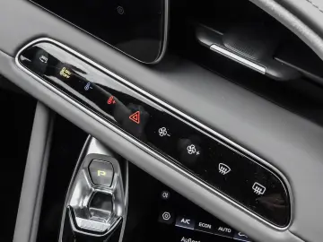 MG Cyberster XPOWER LED NAVI 360 GRAD KAMERA PDC