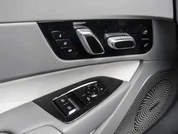 MG Cyberster XPOWER LED NAVI 360 GRAD KAMERA PDC