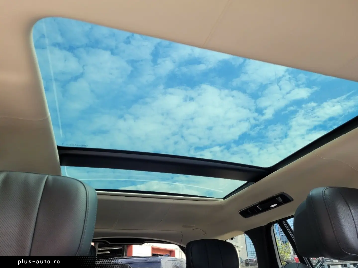 LAND ROVER Range Rover P530 Autobiography