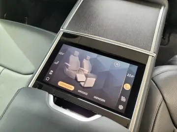 LAND ROVER Range Rover P530 Autobiography