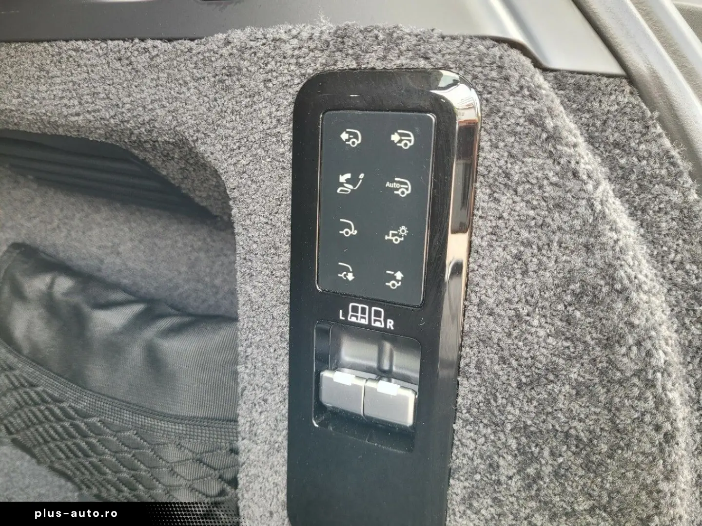 LAND ROVER Range Rover P530 Autobiography