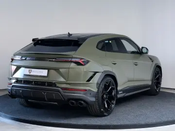 LAMBORGHINI Urus 4.0 V8 Performante