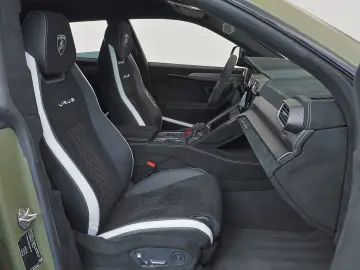 LAMBORGHINI Urus 4.0 V8 Performante