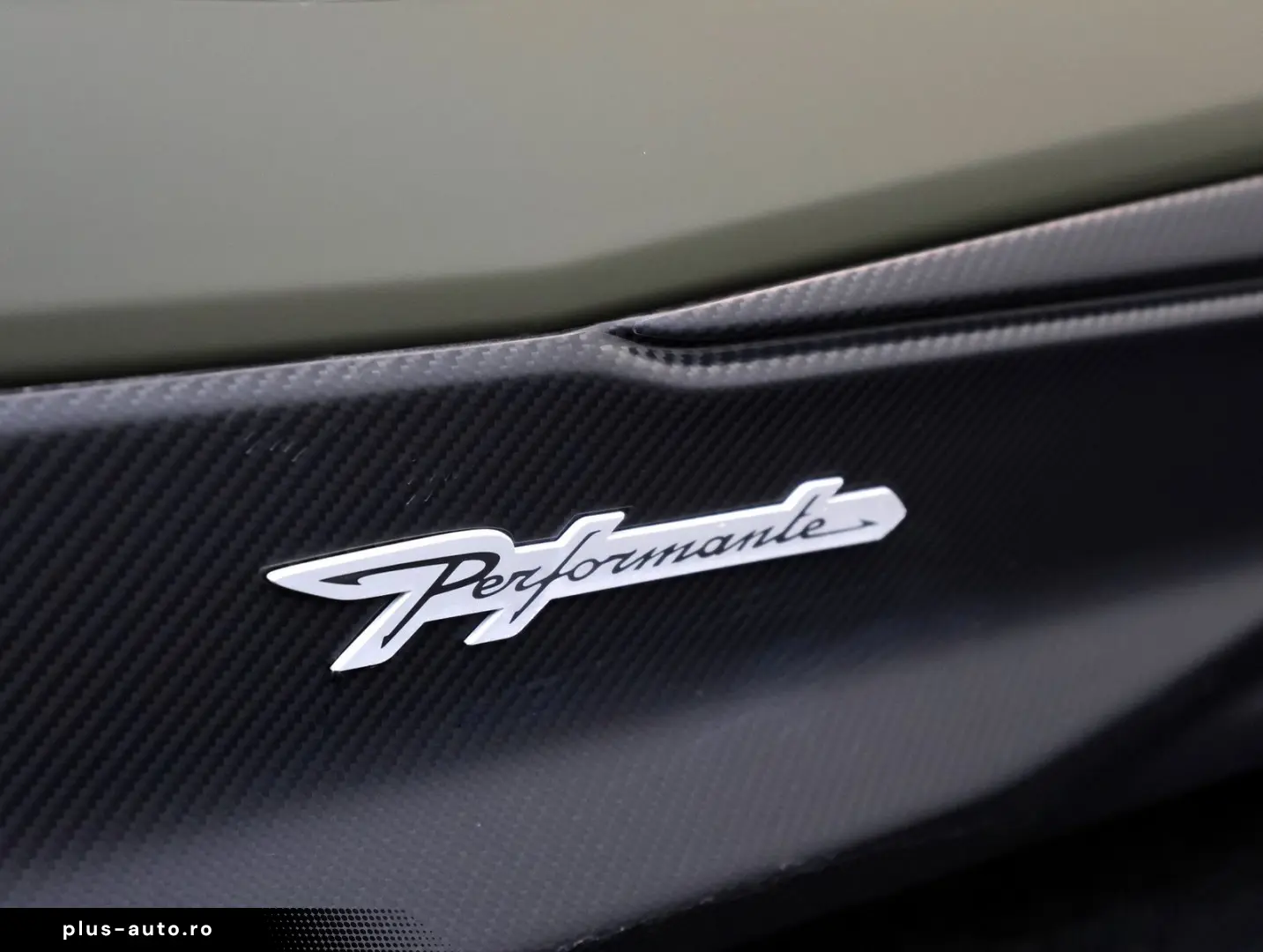 LAMBORGHINI Urus 4.0 V8 Performante