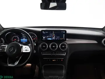 MERCEDES-BENZ GLC 300 e 4M AMG