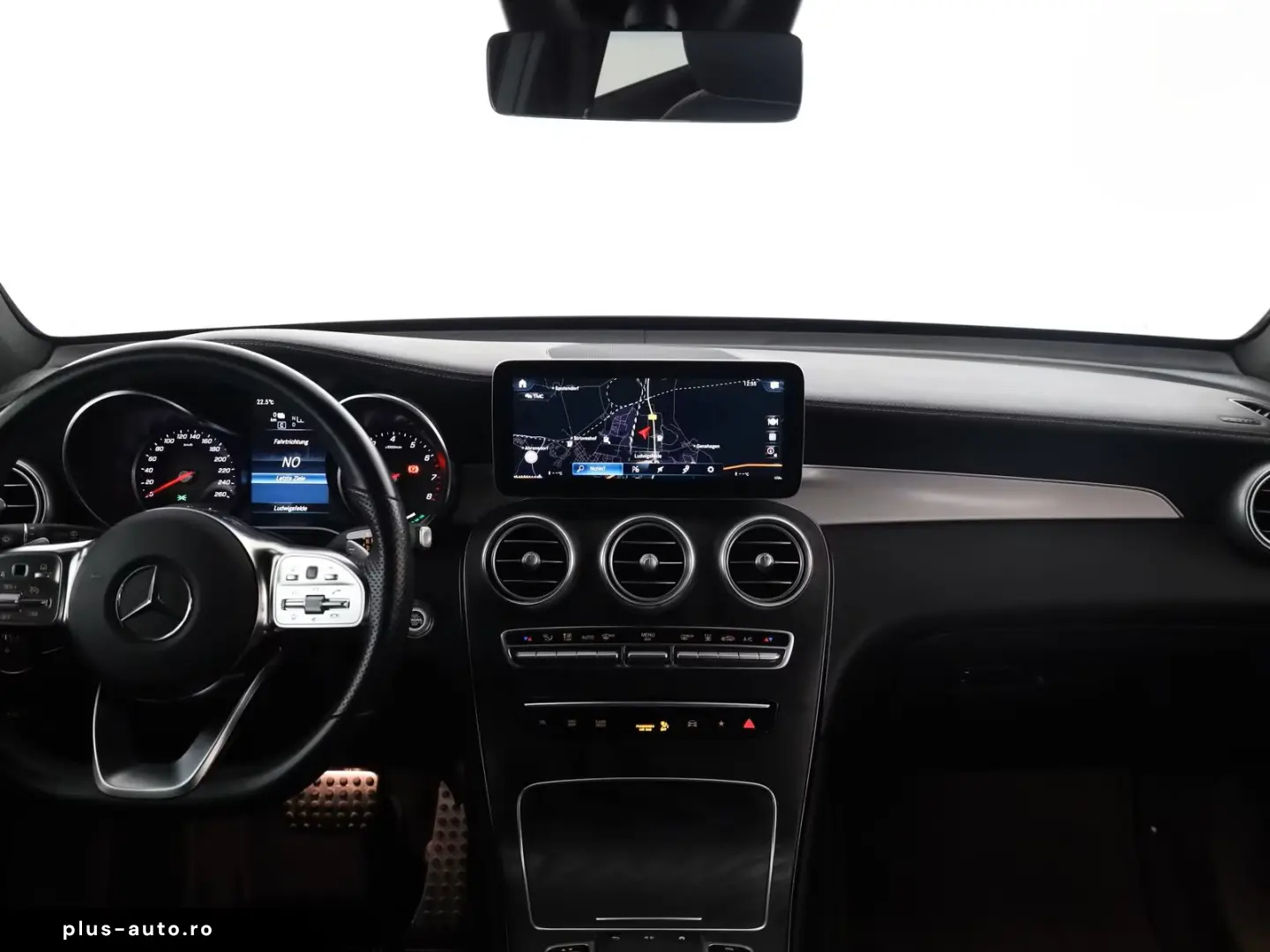 MERCEDES-BENZ GLC 300 e 4M AMG