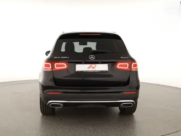 MERCEDES-BENZ GLC 300 e 4M AMG