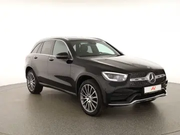 MERCEDES-BENZ GLC 300 e 4M AMG
