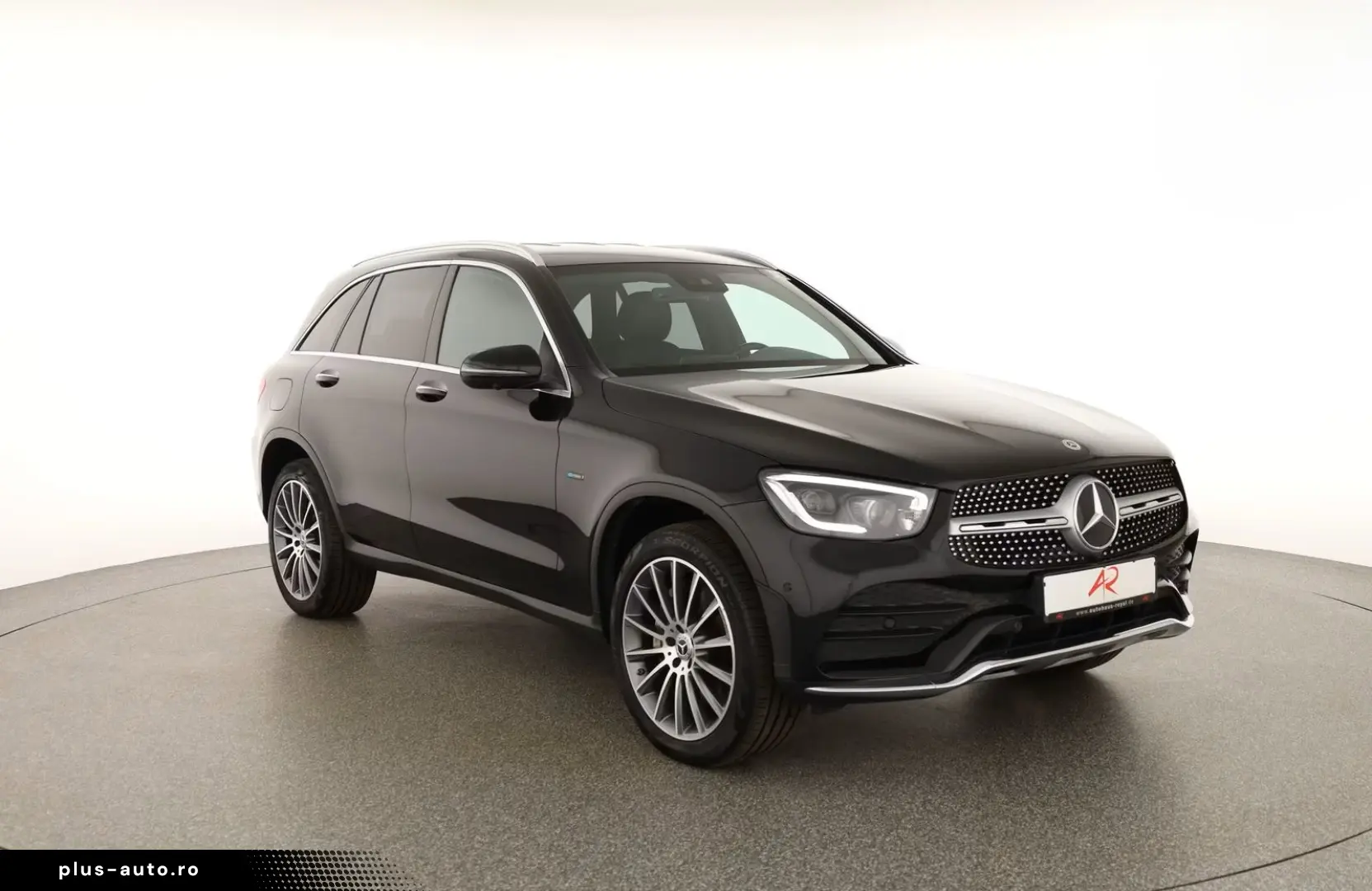 MERCEDES-BENZ GLC 300 e 4M AMG