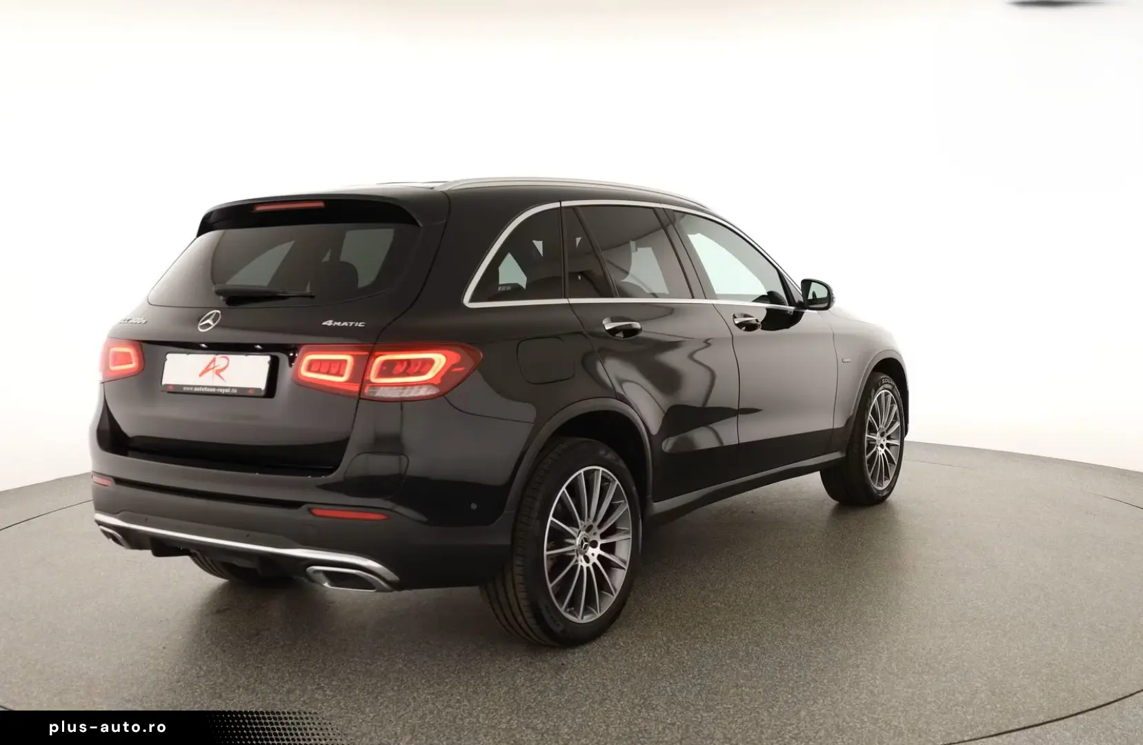 MERCEDES-BENZ GLC 300 e 4M AMG