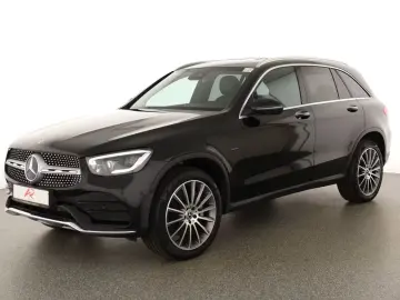 MERCEDES-BENZ GLC 300 e 4M AMG