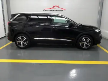 Peugeot 5008 Gen-Ii-2016