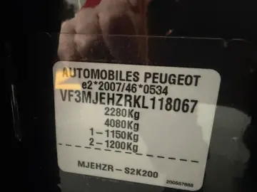 Peugeot 5008 Gen-Ii-2016