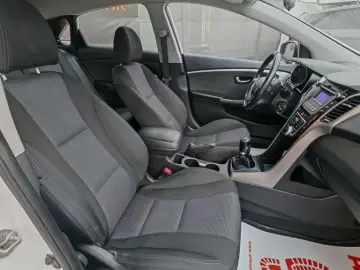 Hyundai i30 Diesel 2016 - Rate   Credit   Garantie