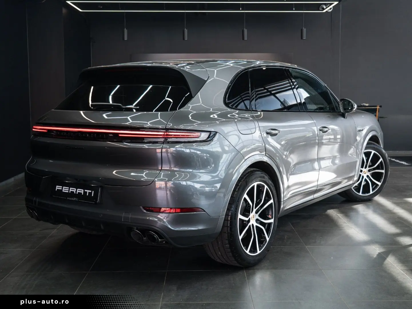 PORSCHE Cayenne E-Hybrid