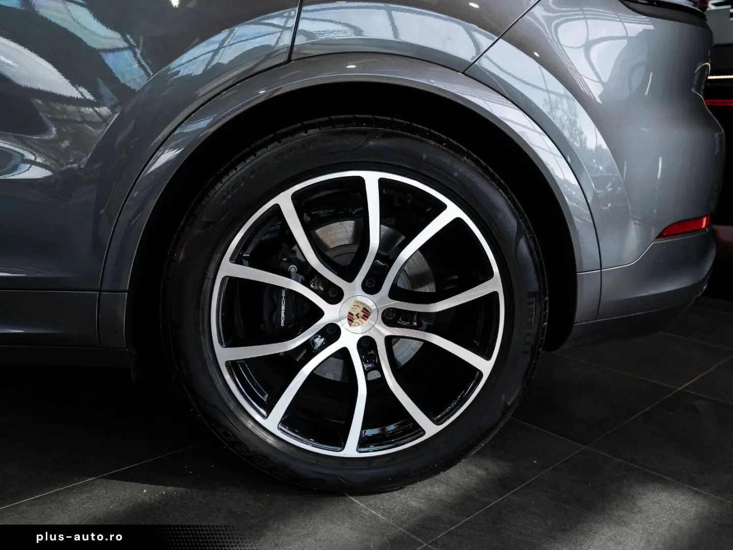 PORSCHE Cayenne E-Hybrid