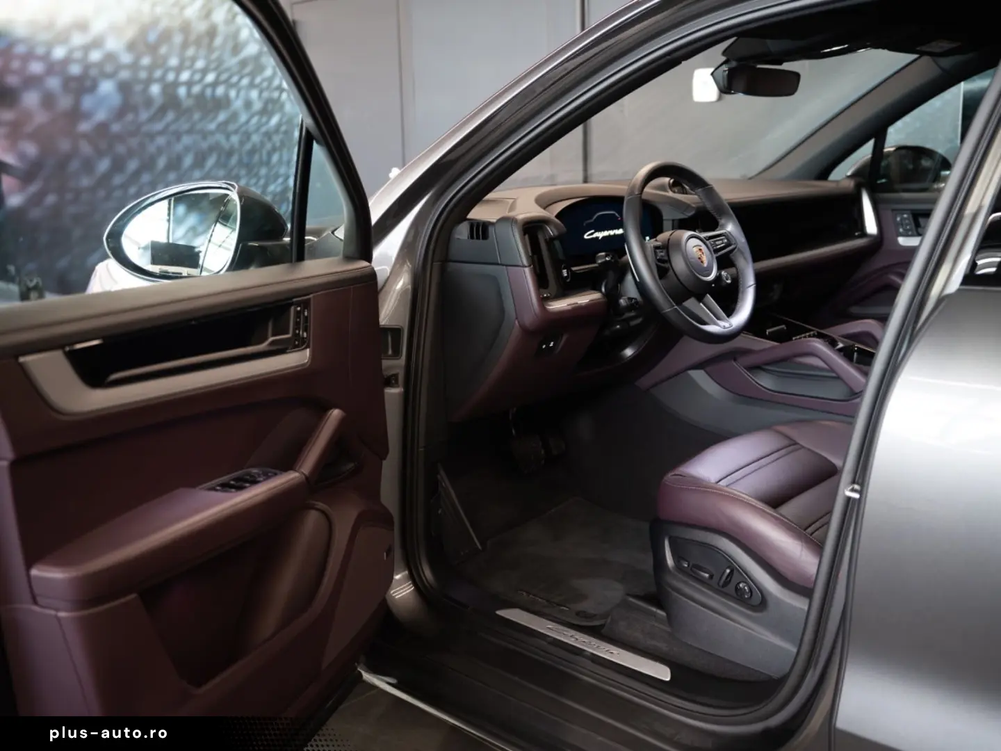 PORSCHE Cayenne E-Hybrid