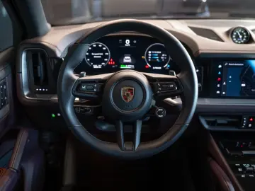 PORSCHE Cayenne E-Hybrid