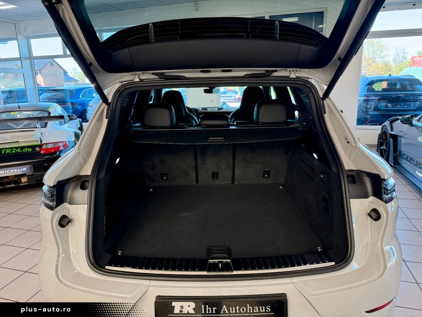 PORSCHE Cayenne S SportDesign AHK Luftfederung ACC